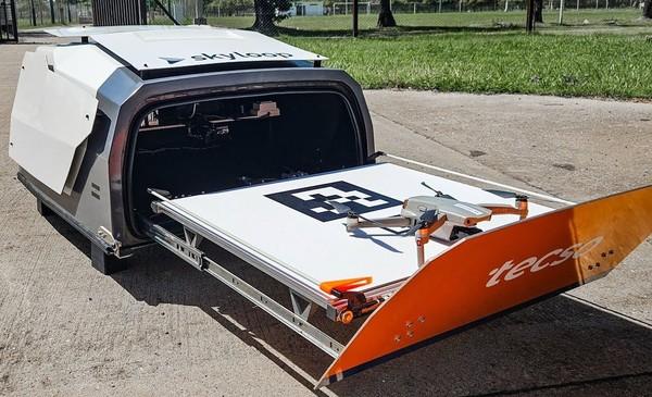 ¡A la cucha! Las casitas para drones llegaron al campo de la mano de una cooperativa de software rosarina, que busca que los trabajos en el lote sean cada vez más precisos
